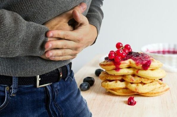 Pancake dengan beri sebagai makanan terlarang selepas penyingkiran pundi hempedu